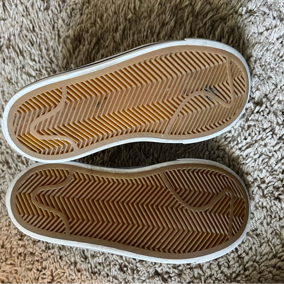 Nike Court Legacy Toddler Size 10 – Good Used Condition - Picture 4 of 4